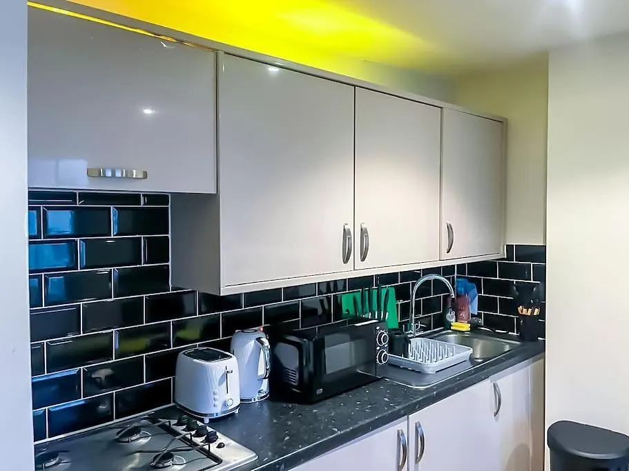 Elegant Regency Apartment With Views & Netflix Near The Sea Brighton United Kingdom