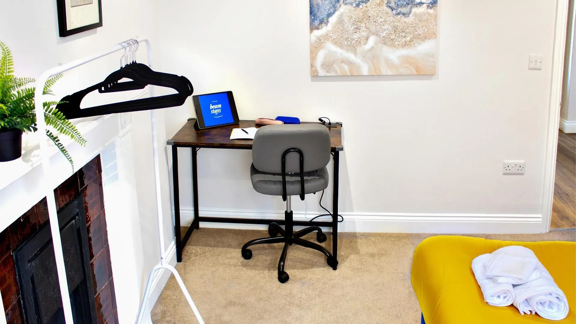 Elegant Regency Apartment With Views & Netflix Near The Sea Brighton
