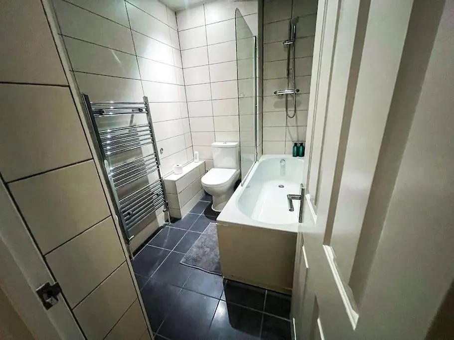 July Deal - Stylish 2 Bed By The Sea Free Netflix Брайтонн